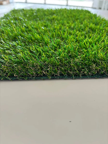 Covor iarba artificiala 25 mm verde gazon artificial pentru balcon si terasa