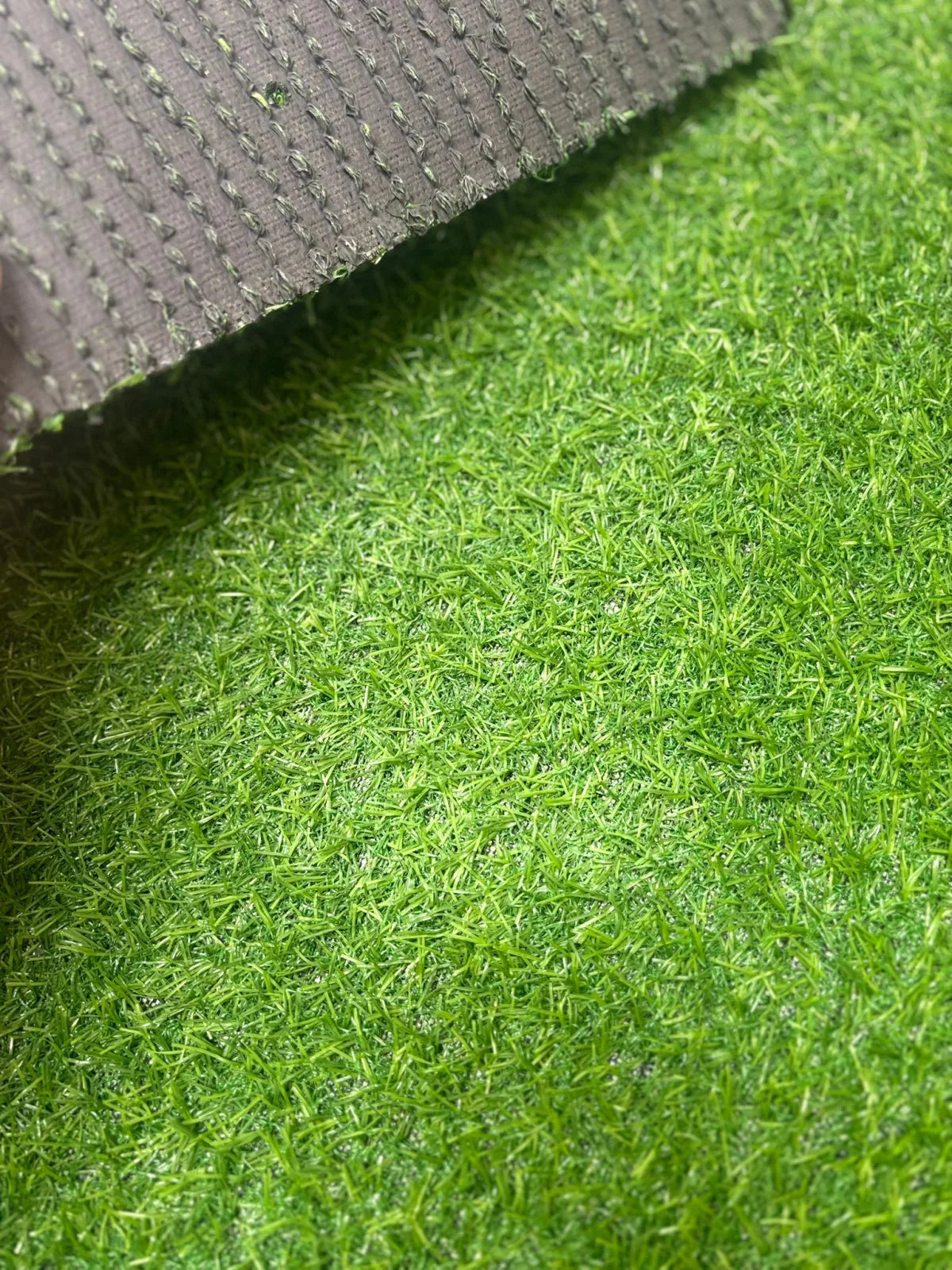 Suport gazon artificial 15 mm cu drenaj iarba artificiala pentru exterior