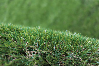 gazon artificial 38 mm pentru gradina terasa si balcon aspect natural si rezistent