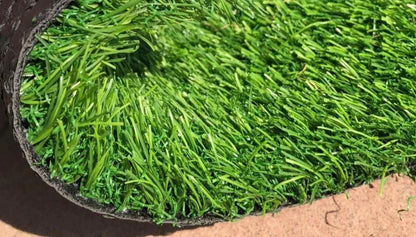 Gazon artificial dens verde natural pentru amenajarea gradinii